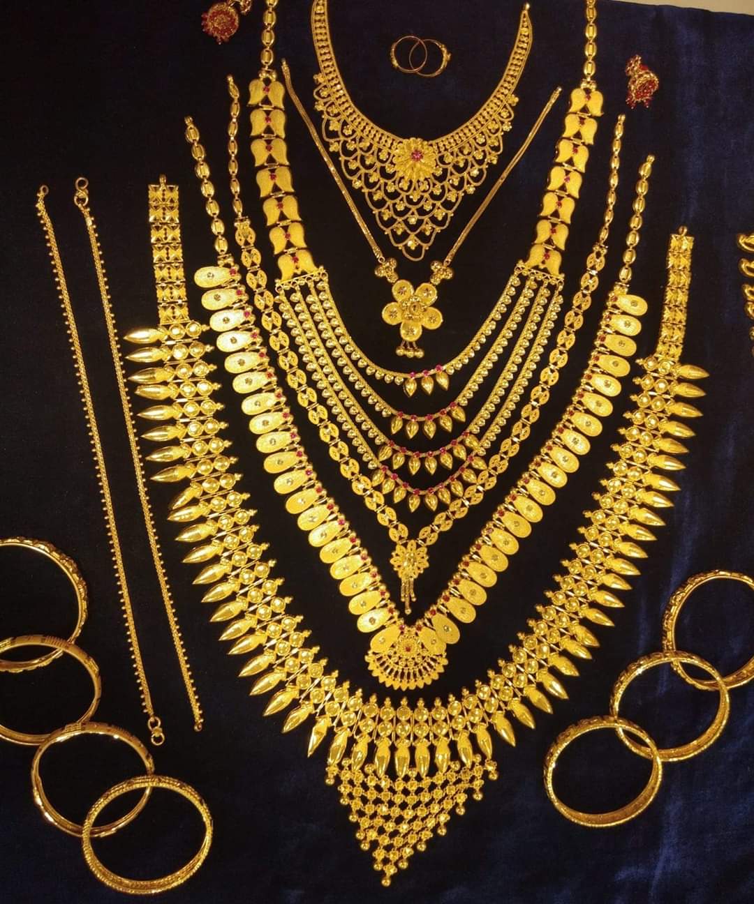 AYSHA JEWELLERY GUDALUR